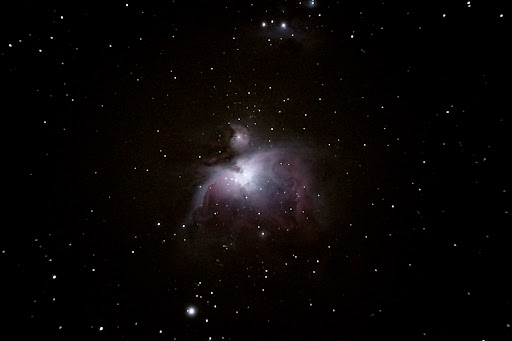 Orion Nebula M 42 captured with a 85mm f/6.6 Omegon APO and Sony Alpha. Photo: Marcus Schenk