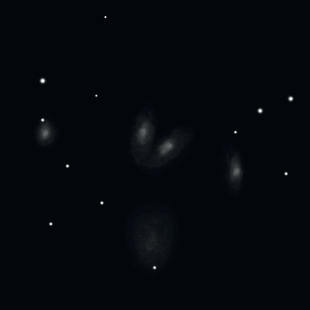 Drawing of Stephan’s quintet as viewed through an 
18 inch Dobsonian at 300× magnification. Rainer Mannoff