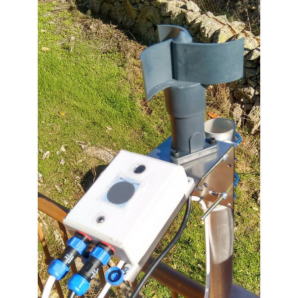 Lunatico Bracket with clamp for mounting weather sensor and anemometer