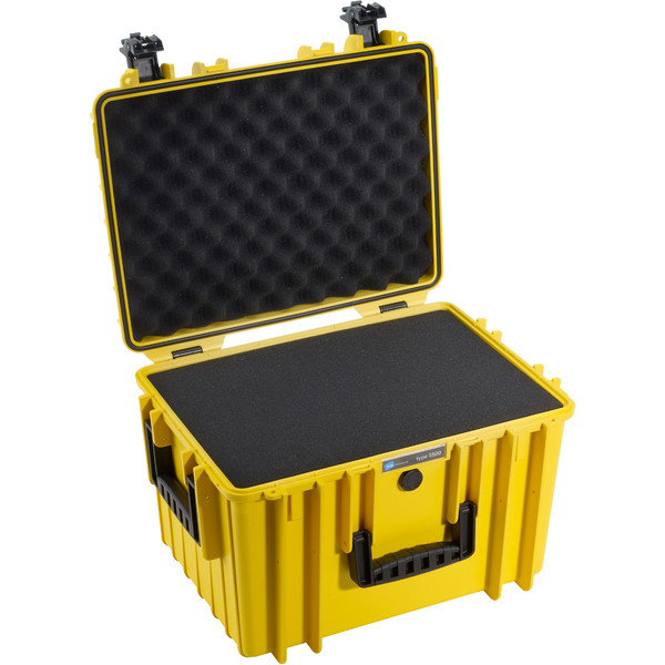 B+W Type 5500 case, yellow/foam lined