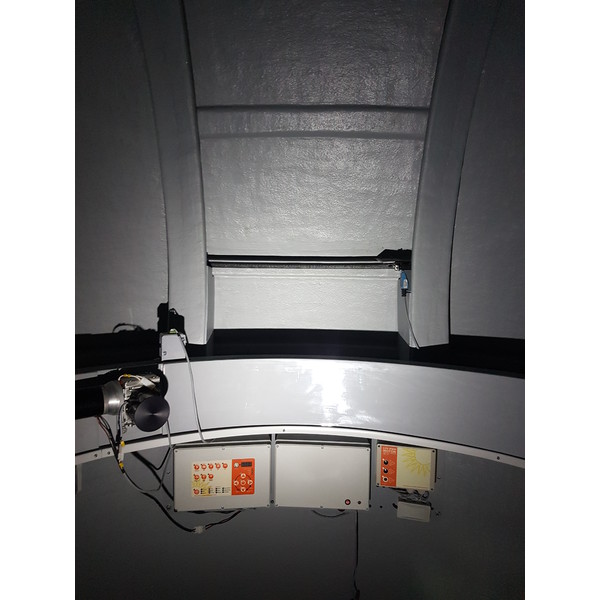 Omegon Sternwarten-Kuppel 2m Durchmesser H120 mit Motorsteuerung (Fast neuwertig)