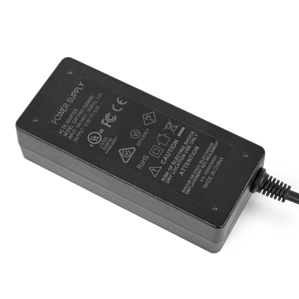 Omegon Power pack Euro-Universalnetzteil 12V/6A Zigarettenanzünderbuchse