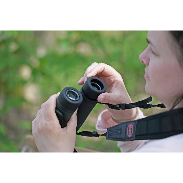 Kowa Binoculars SVIII 8x32