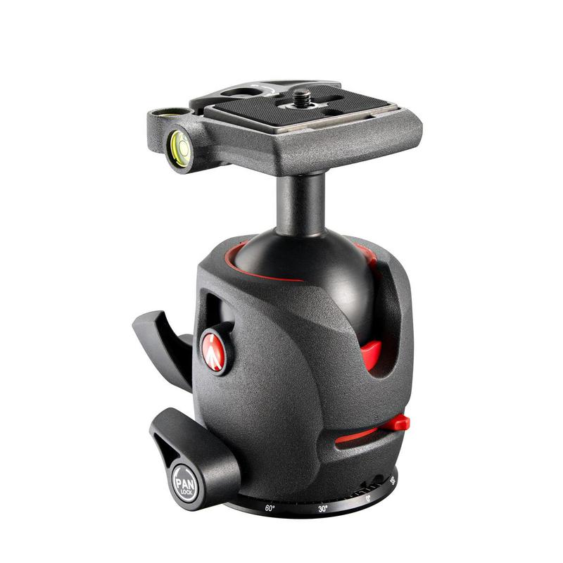 Manfrotto MH055M0-Q2 tripod ball head with 200PL