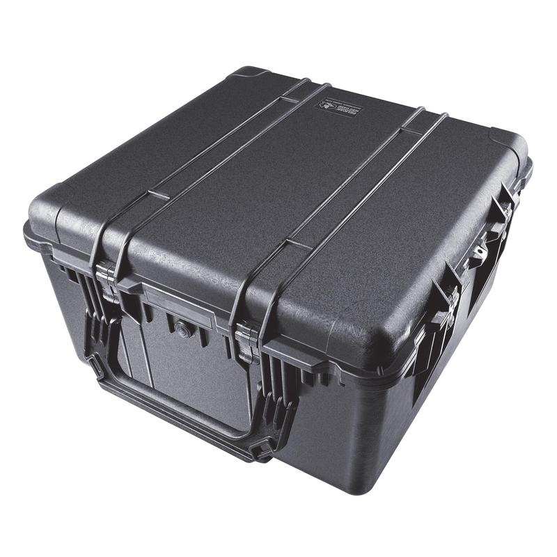 PELI M1640 rolling case, black, including pluck foam