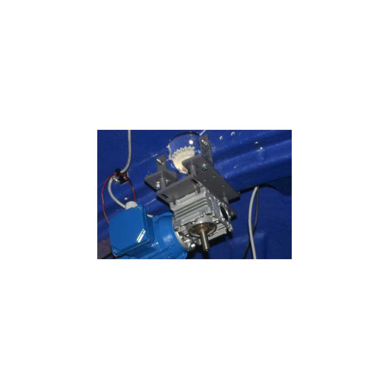 Omegon Drive for 3m diameter observatory dome - observing slot
