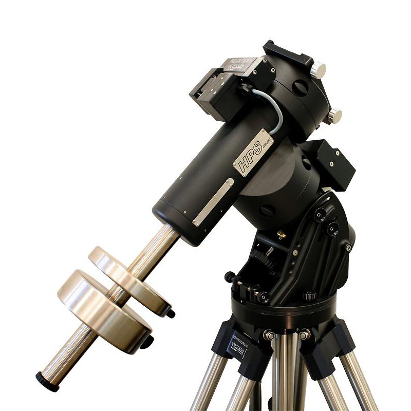10 Micron GM 2000 HPS 'Monolith' GoTo mount, complete package with extensive accessories