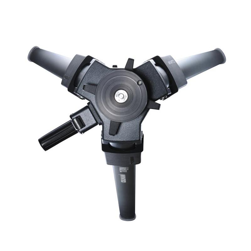 Cullmann Titan 935G tripod, with geared column