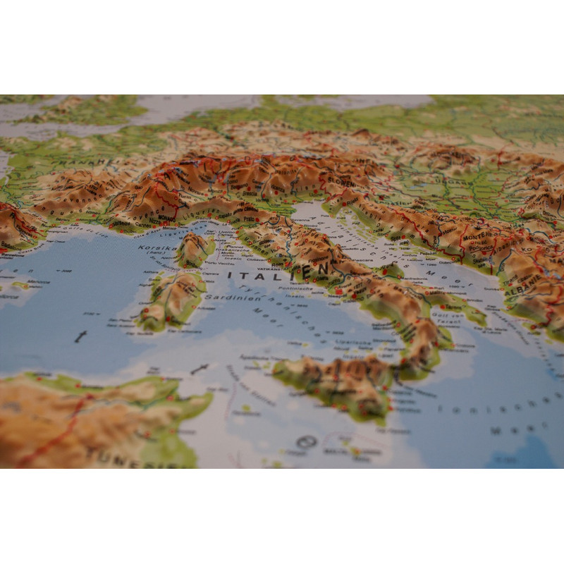 geo-institut Silver line physical relief map of Europe (in German)