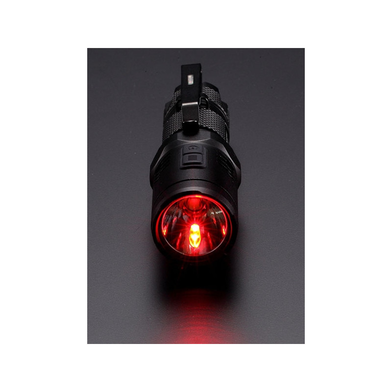 Nitecore EA11 torch