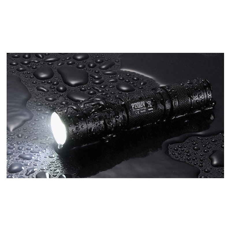 Nitecore P20UV torch