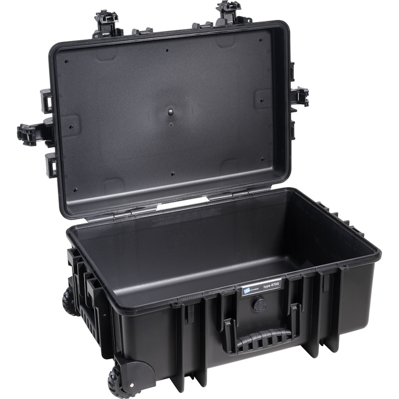 B+W Type 6700 case, black/empty