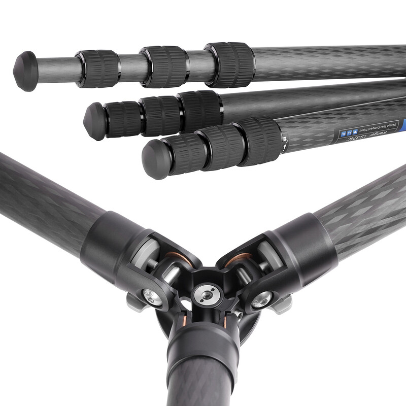 Leofoto Carbon tripod LS-324C Ranger + Ballhead Panorama LH-40PCL