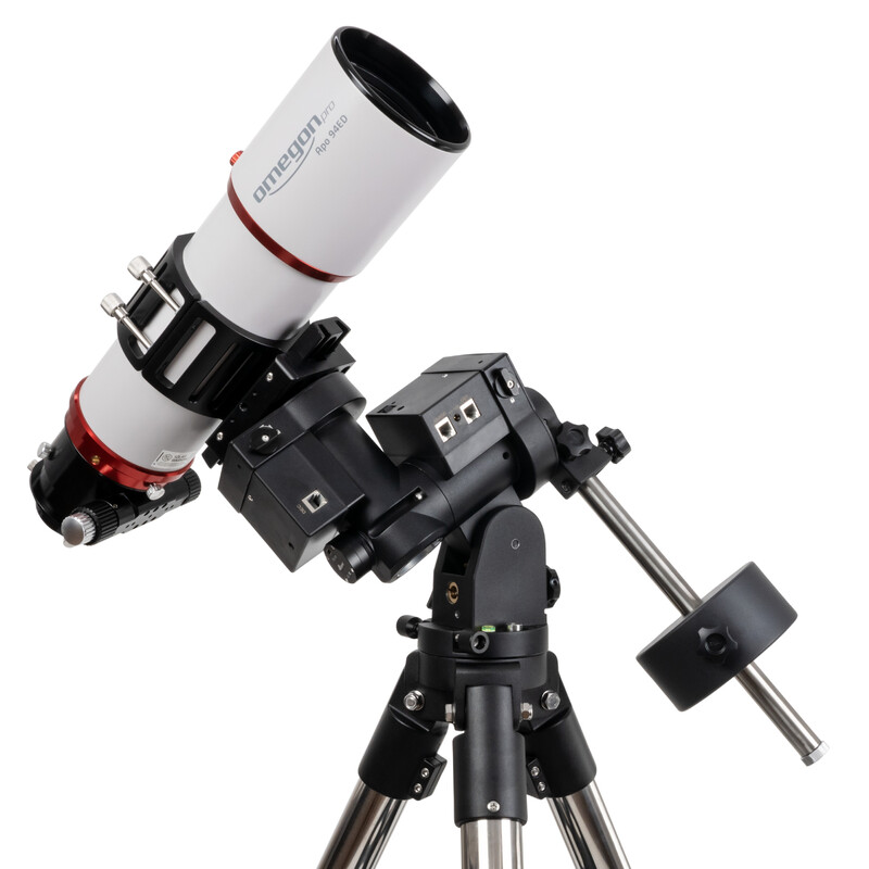 Apochromatic refractor store for astrophotography