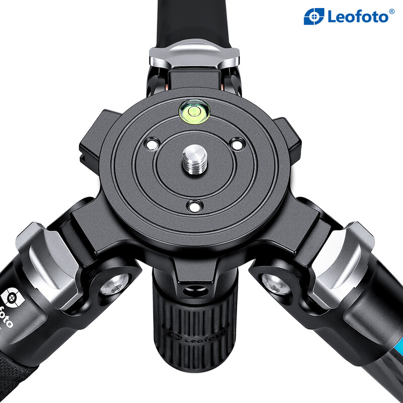Leofoto Carbon tripod LVM-324C