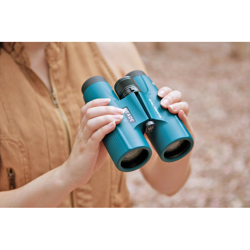 Meade MasterClass Pro ED Binoculars 8x42