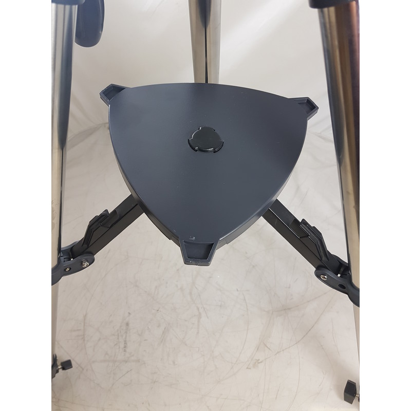 Celestron AstroMaster Montierung mit Stativ (Fast neuwertig)
