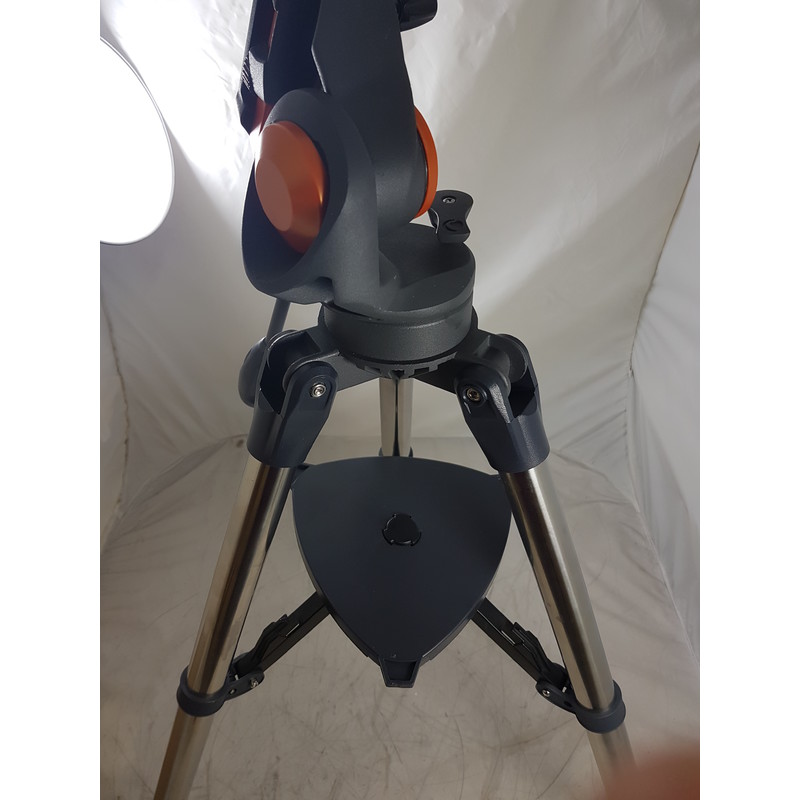 Celestron AstroMaster Montierung mit Stativ (Fast neuwertig)