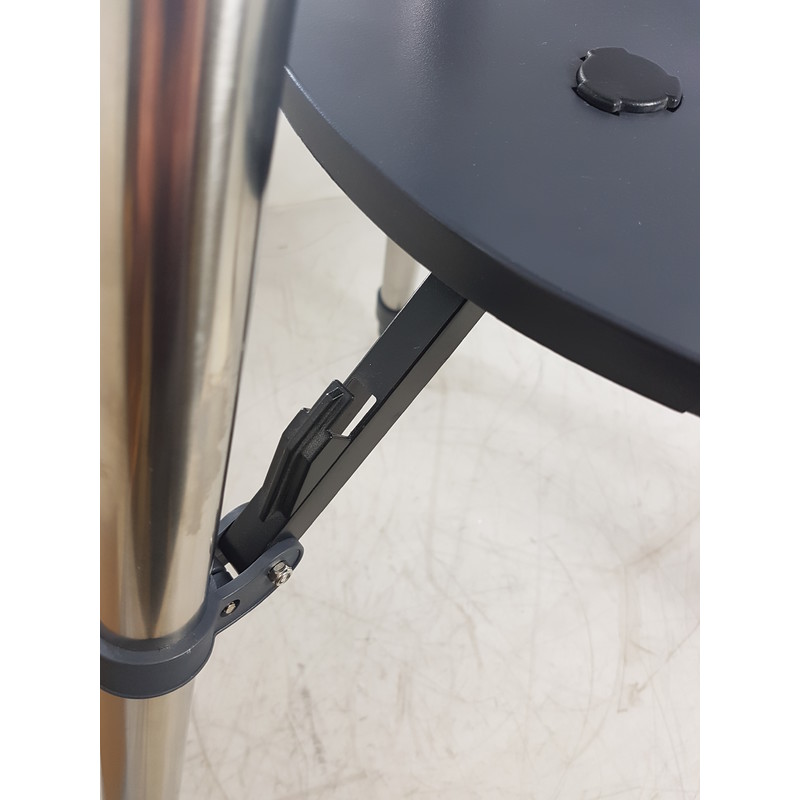 Celestron AstroMaster Montierung mit Stativ (Fast neuwertig)